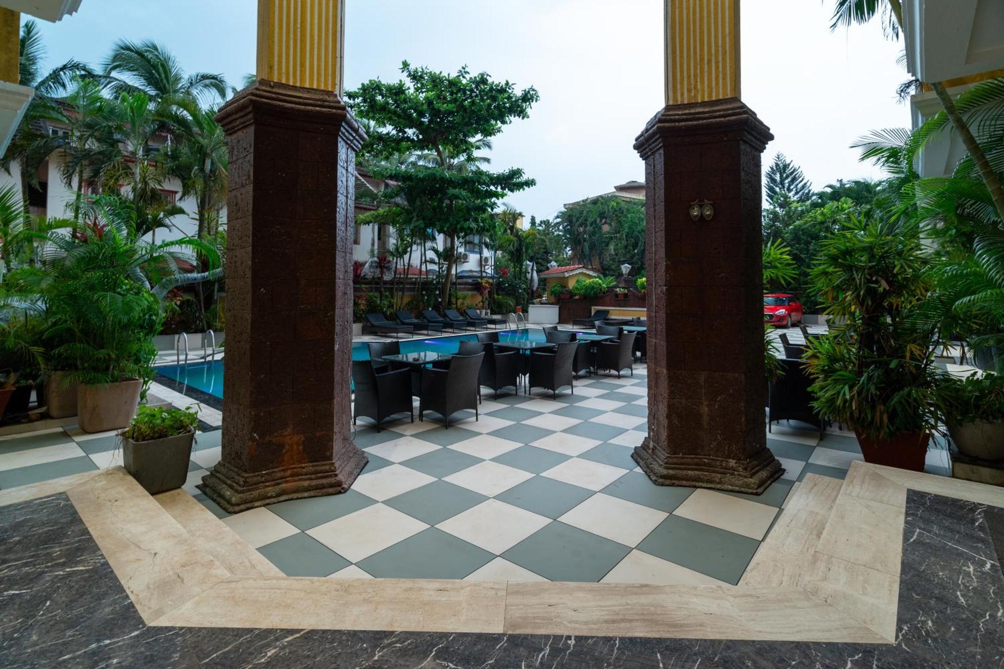 De Alturas Resort Candolim Exterior foto